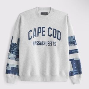 Abercrombie & Fitch Gray Crewneck with Navy Patchwork Sleeves